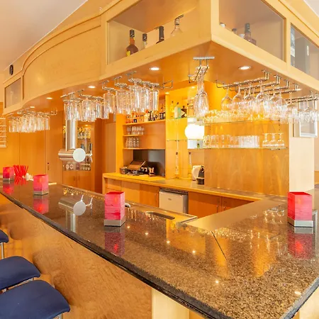 Ramada By Wyndham Hannover Messe Отель