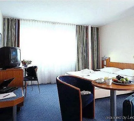Отель Ramada By Wyndham Hannover Messe