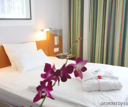 Ramada By Wyndham Hannover Messe ホテル