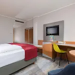 酒店 Ramada By Wyndham Hannover Messe 拉岑