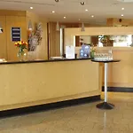 Ramada By Wyndham Hannover Messe 拉岑