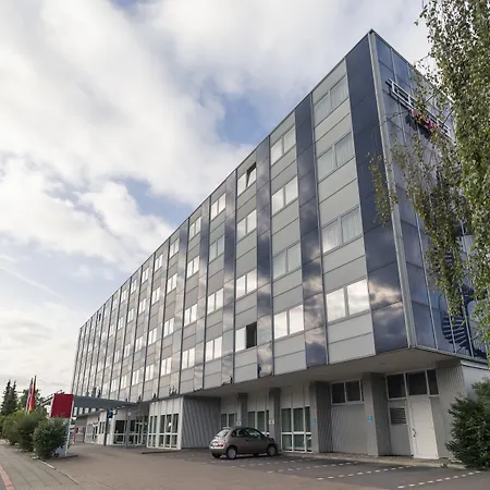 Ramada By Wyndham Hannover Messe 3* Laatzen