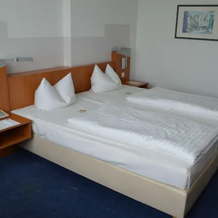 Ramada By Wyndham Hannover Messe 3*