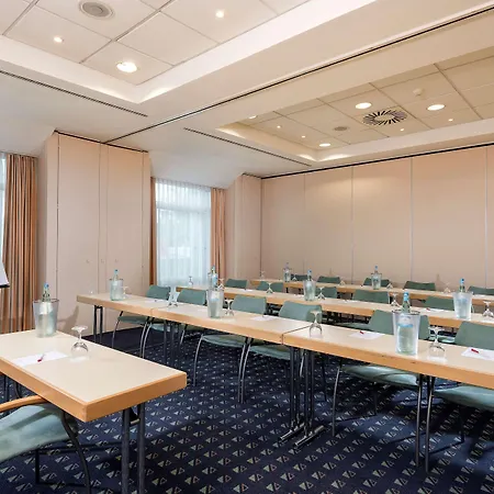 Ramada By Wyndham Hannover Messe 3*