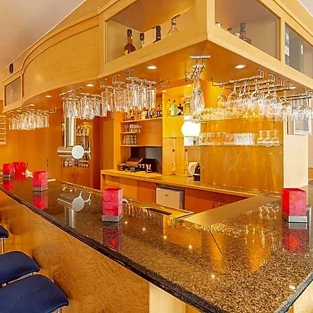 호텔 Ramada By Wyndham Hannover Messe 3*