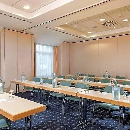 Ramada By Wyndham Hannover Messe 랏젠