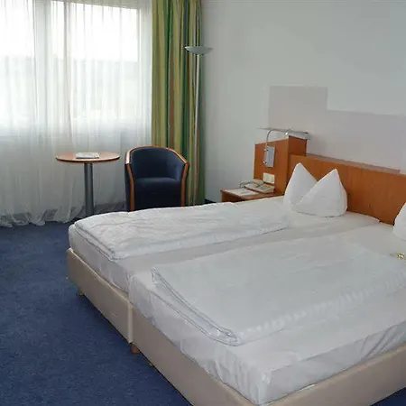 Hotel Ramada By Wyndham Hannover Messe 3*