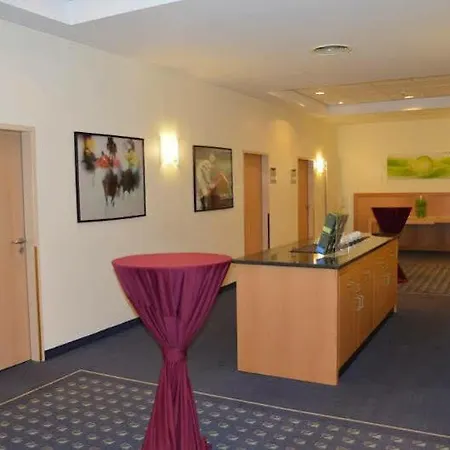 Ramada By Wyndham Hannover Messe 3*