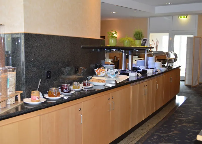 Ramada By Wyndham Hannover Messe 3*