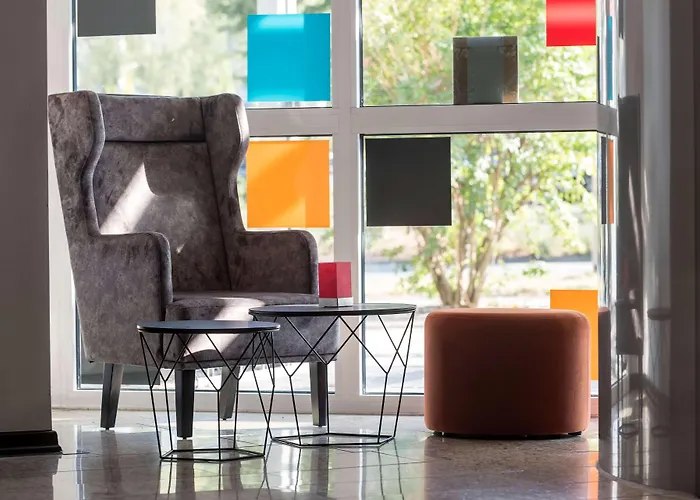 Ramada By Wyndham Hannover Messe Отель Латцен