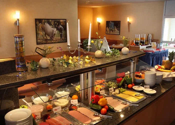 Ramada By Wyndham Hannover Messe Отель