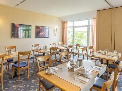 Отель Ramada By Wyndham Hannover Messe Латцен