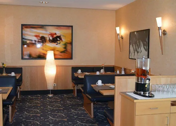 Ramada By Wyndham Hannover Messe Латцен